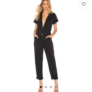 X REVOLVE Grover Field Suit in Fade to Black
PISTOLA